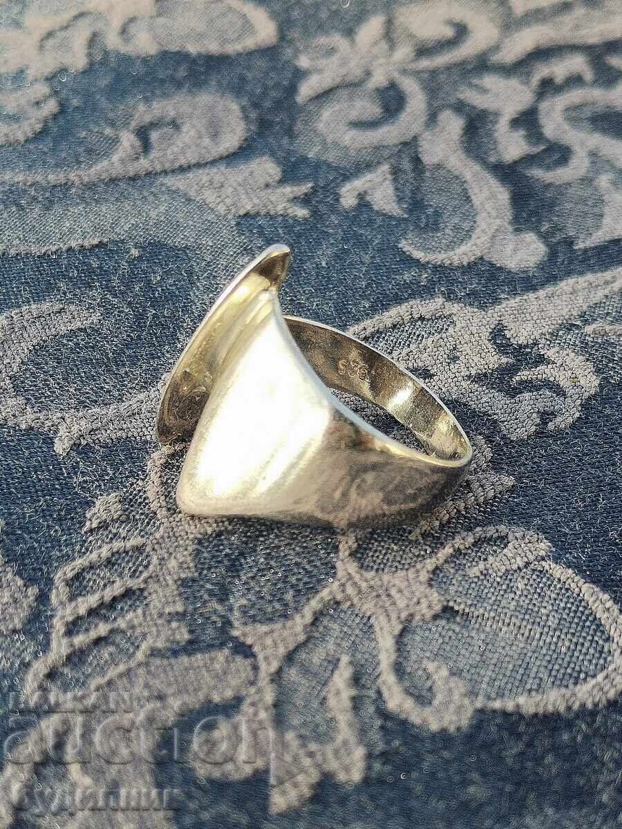 Auction Silver ring. 17.7mm. I'm launching over 100 Auctions. Check them out Auction Silver ring. 17.7mm. I'm launching over 100 Auctions. Check them out