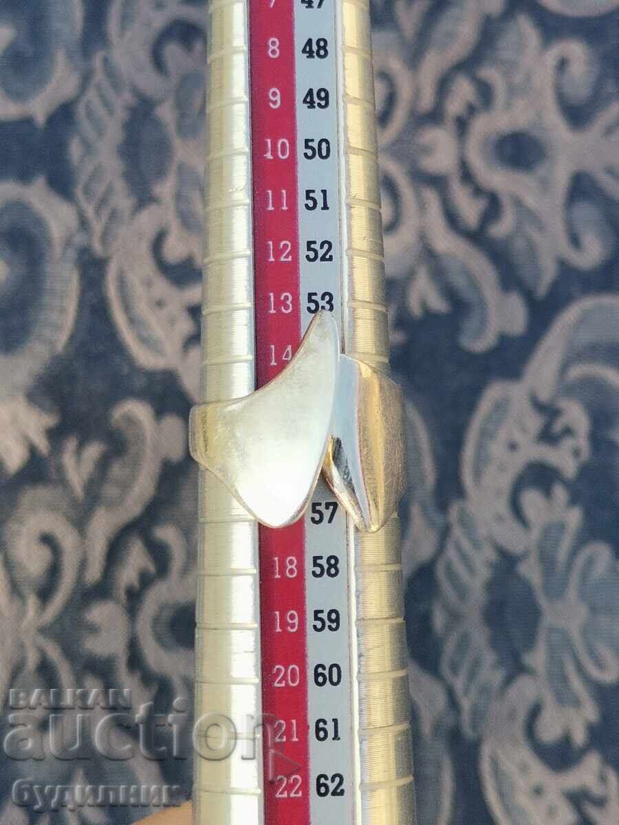 Silver ring. 17.7mm. I'm launching over 100 Auctions. Check them out - 7 Silver ring. 17.7mm. I'm launching over 100 Auctions. Check them out - 7