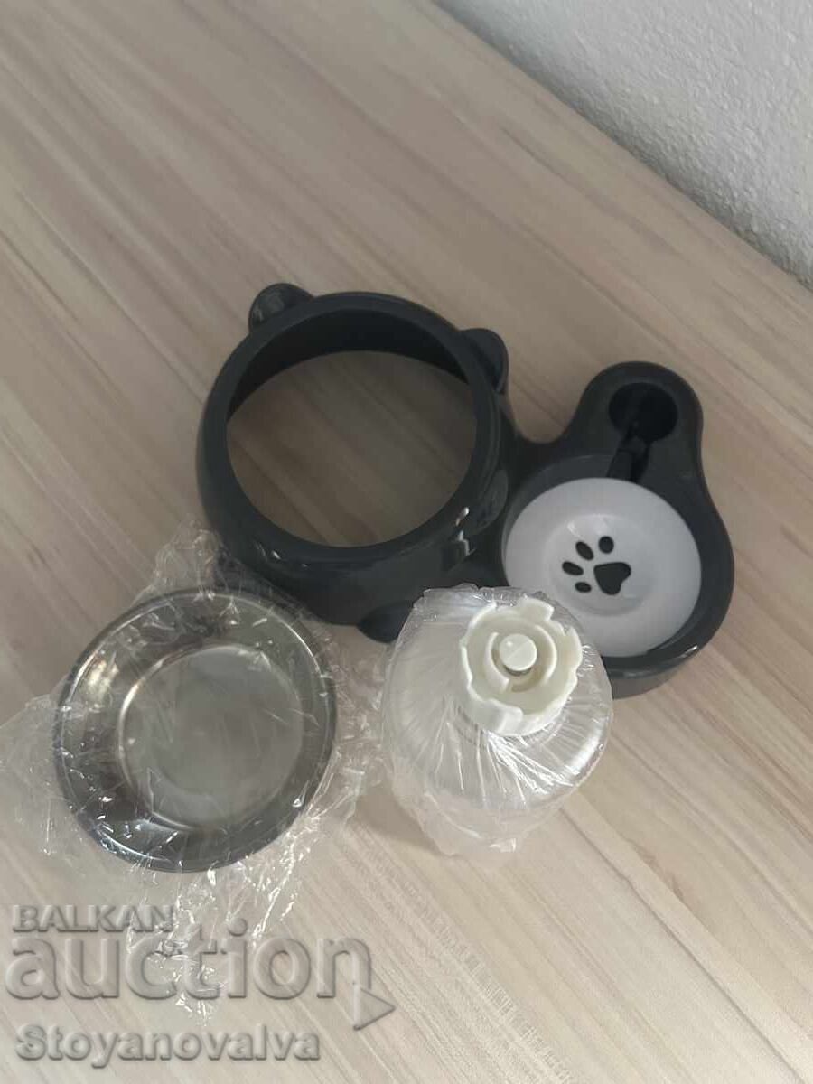 2-in-1 Bowl for Pets with price 25.00 BGN | € 12.78 2-in-1 Bowl for Pets with price 25.00 BGN | € 12.78