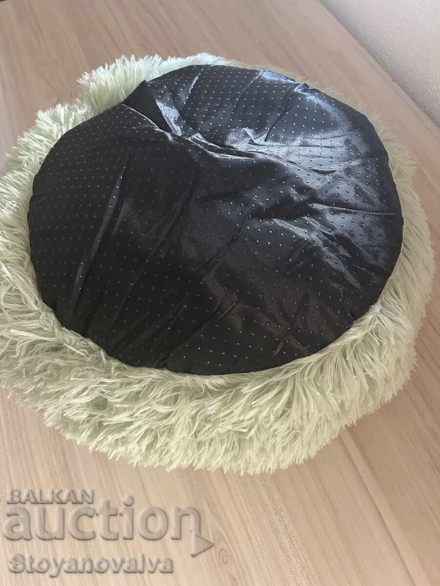 Auction Soft bed for a pet Auction Soft bed for a pet