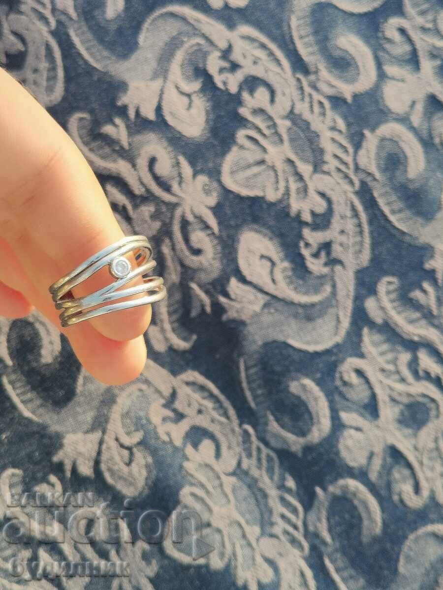 Сребърен пръстен. 18,2мм. Пускам над 100 Аукциона. Разгледай с цена 27.99 лв. | € 14.31 Сребърен пръстен. 18,2мм. Пускам над 100 Аукциона. Разгледай с цена 27.99 лв. | € 14.31