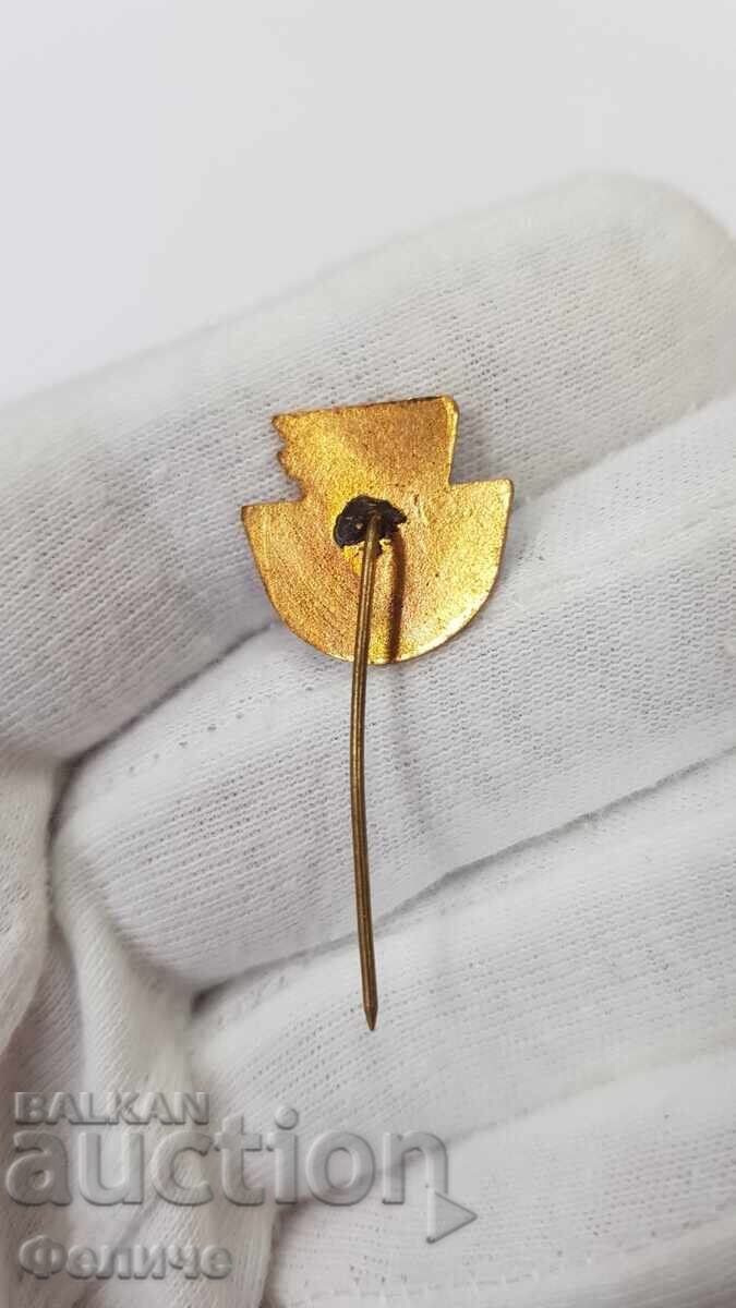 Аукцион Рядък социалистически знак, значка "КАЧЕСТВЕНИК - МВТ"