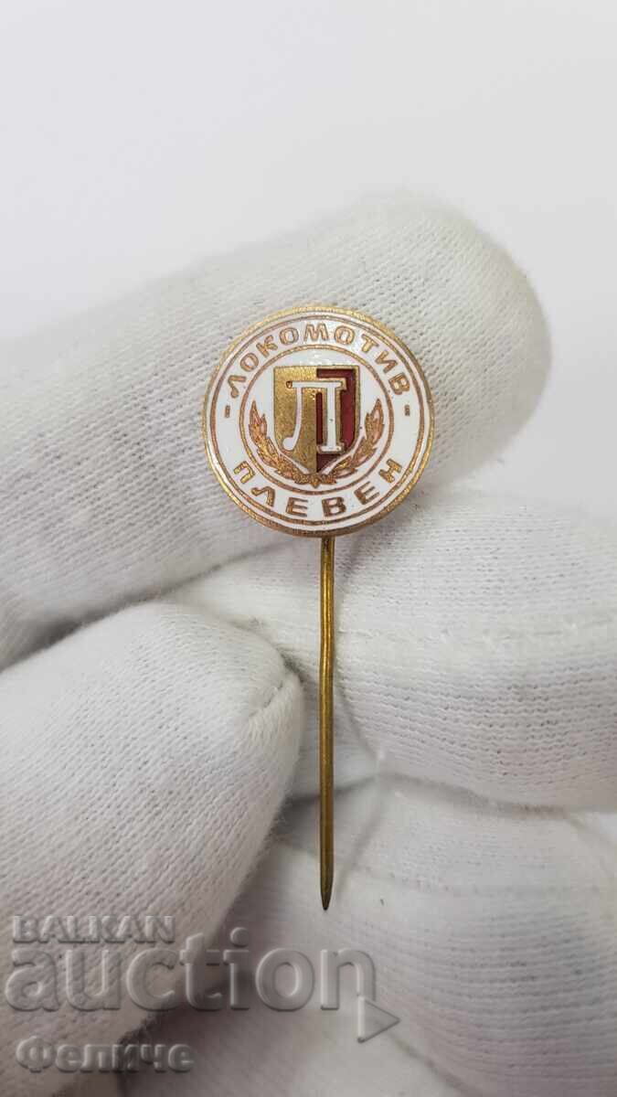 Semn rar bulgăresc, ecuson - Lokomotiv - Pleven, fotbal cu preț 98.00 BGN | € 50.11 Semn rar bulgăresc, ecuson - Lokomotiv - Pleven, fotbal cu preț 98.00 BGN | € 50.11