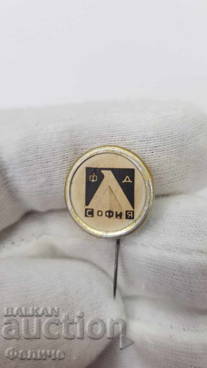 Semn, insignă foarte rară - Levski - Sofia, fotbal cu preț 68.00 BGN | € 34.77