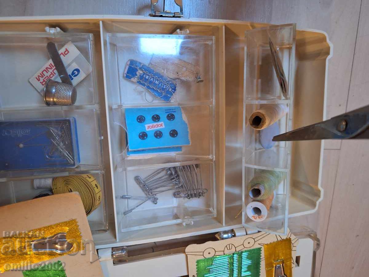 Ρετρό διοργανωτής ραπτικής - 5 Ρετρό διοργανωτής ραπτικής - 5