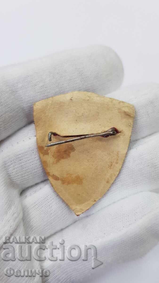 Уникално рядък футболен знак, значка Ф.К. Спартак - Варна с цена 240.00 лв. | € 122.71