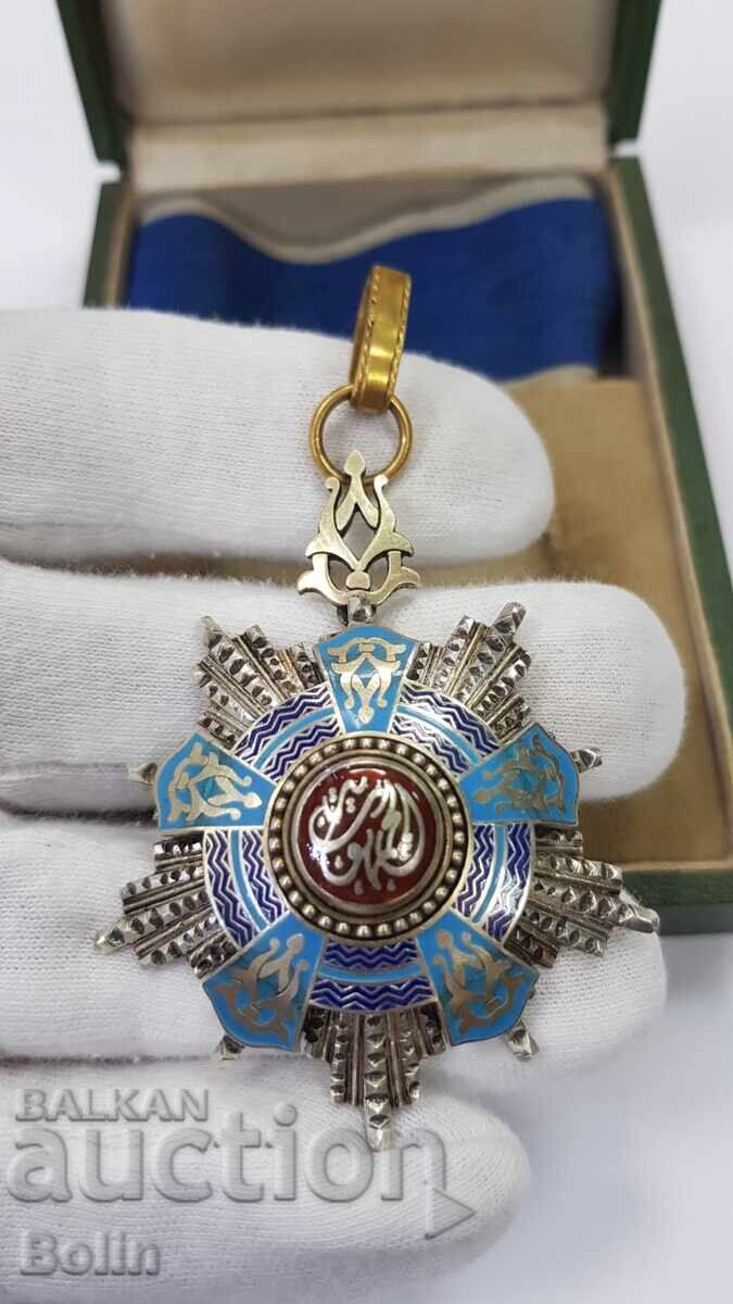 Σπάνιο Αιγυπτιακό ασημένιο μετάλλιο της Δημοκρατίας III βαθμού 1953 Σπάνιο Αιγυπτιακό ασημένιο μετάλλιο της Δημοκρατίας III βαθμού 1953