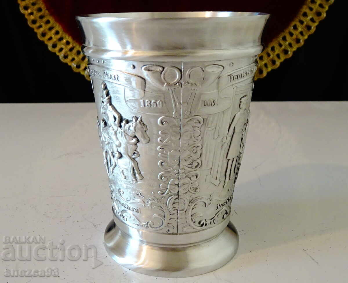 Чаша от калай за вино с пощенски коне. - 5 Чаша от калай за вино с пощенски коне. - 5