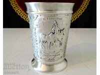 Κασσιτέρινη κούπα κρασιού με ταχυδρομικά άλογα