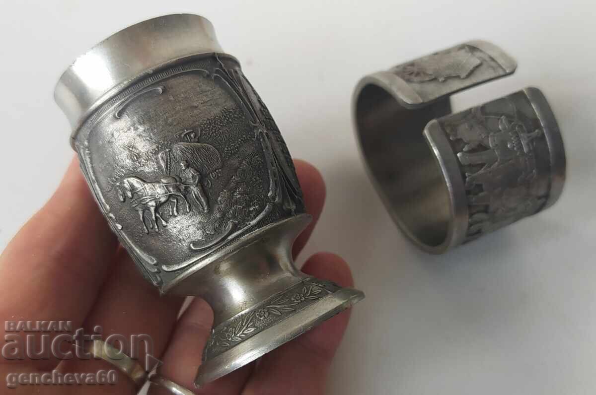 Παράδοση Αντίκα δαχτυλίδι πετσέτας από κασσίτερο ST.GALLER και φλιτζάνι