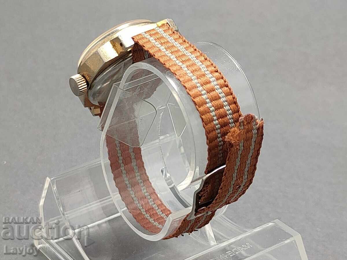 Παράδοση Σπάνιο συλλεκτικό ρολόι Ruhla Ruhla Παράδοση Σπάνιο συλλεκτικό ρολόι Ruhla Ruhla