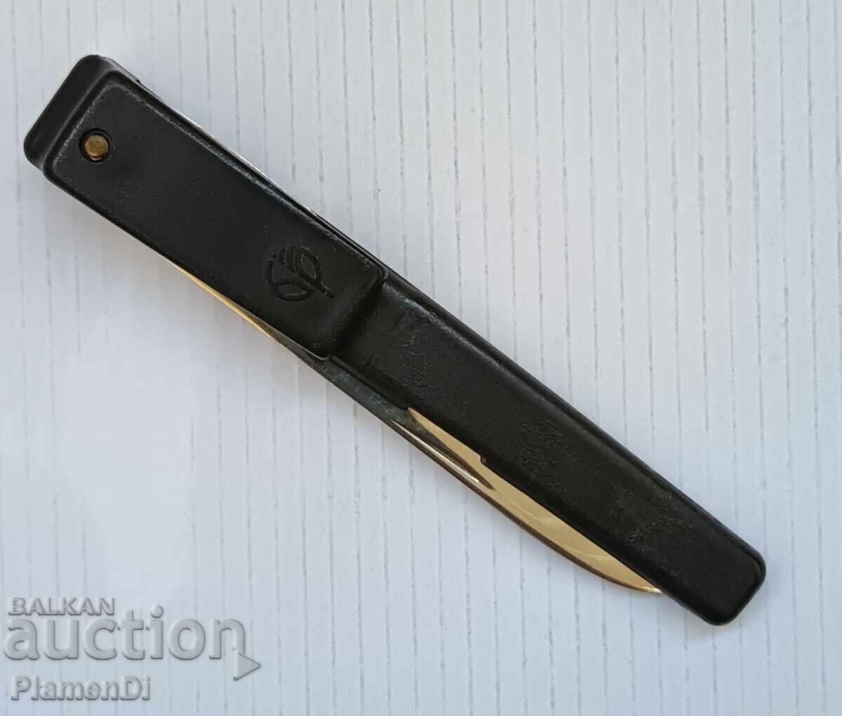 Leg, folding knife by Petko Denev Leg, folding knife by Petko Denev