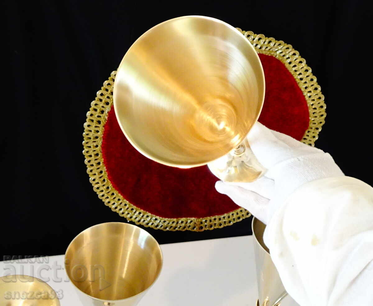 Pahar de vin din bronz, cupă de vin 23 cm, 200 ml cu preț 69.00 BGN | € 35.28