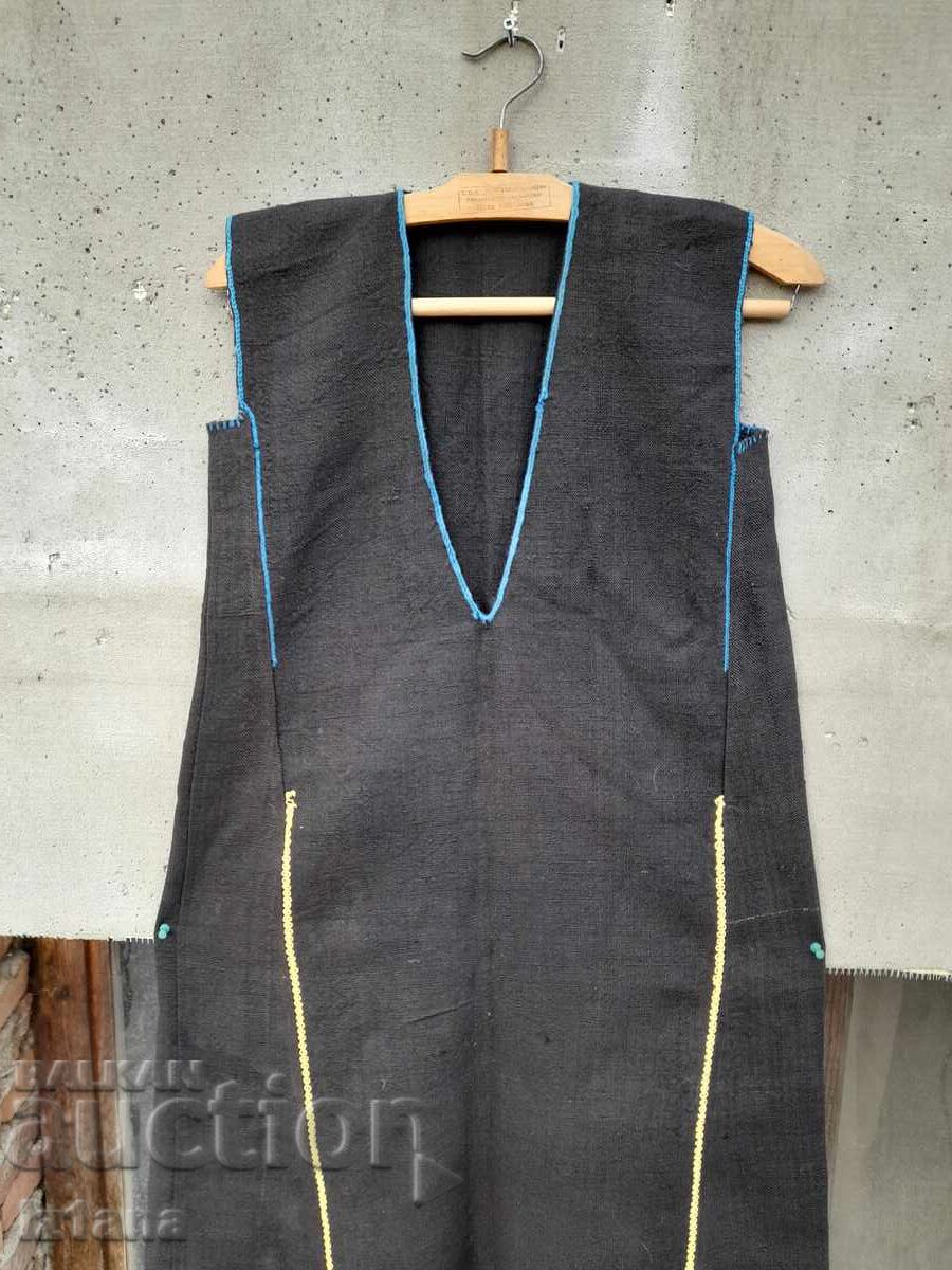 Стар литак,народна носия с цена 150.00 лв. | € 76.69