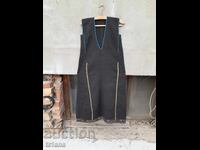 Παλιό αεροπλάνο, παραδοσιακή φορεσιά