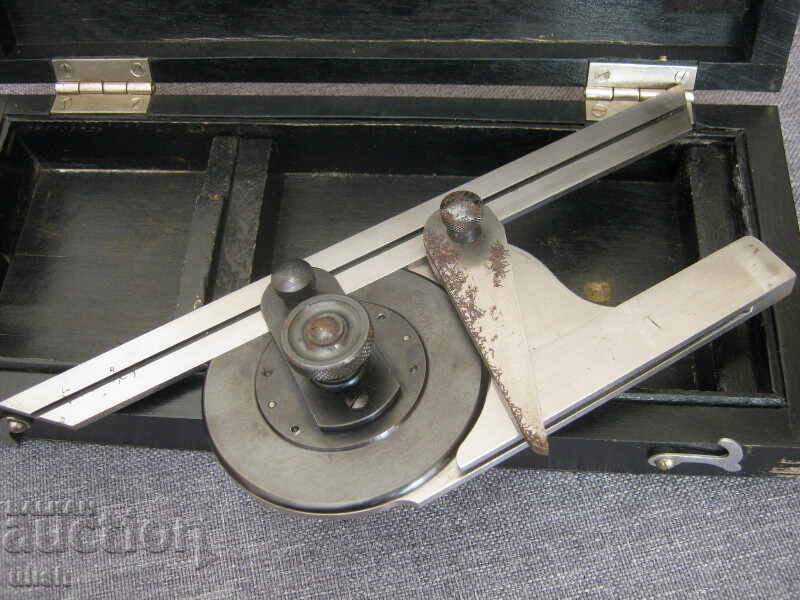 Auction  Keilpart Inclined Measuring Protractor Instrument Box