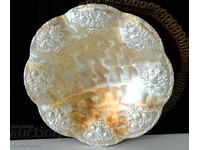 Посребрена фруктиера 30 см.,релефни плодове.