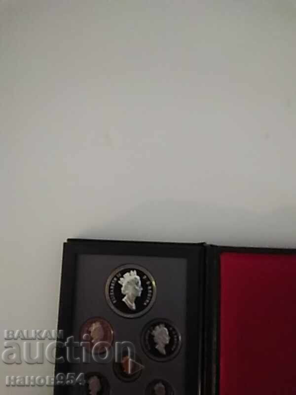 Auction 1 Canadian Dollar 1995. Plus Auction 1 Canadian Dollar 1995. Plus