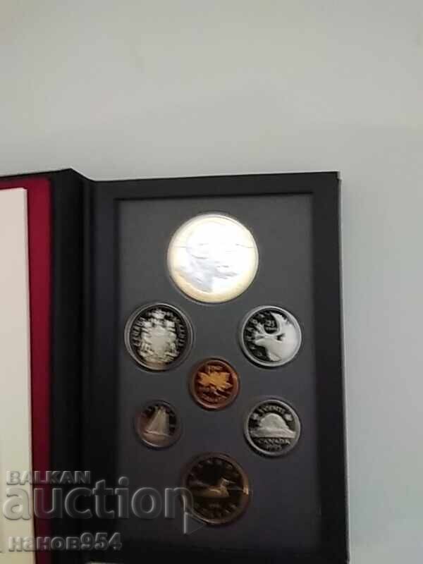 1 Canadian Dollar 1995. Plus - 5 1 Canadian Dollar 1995. Plus - 5