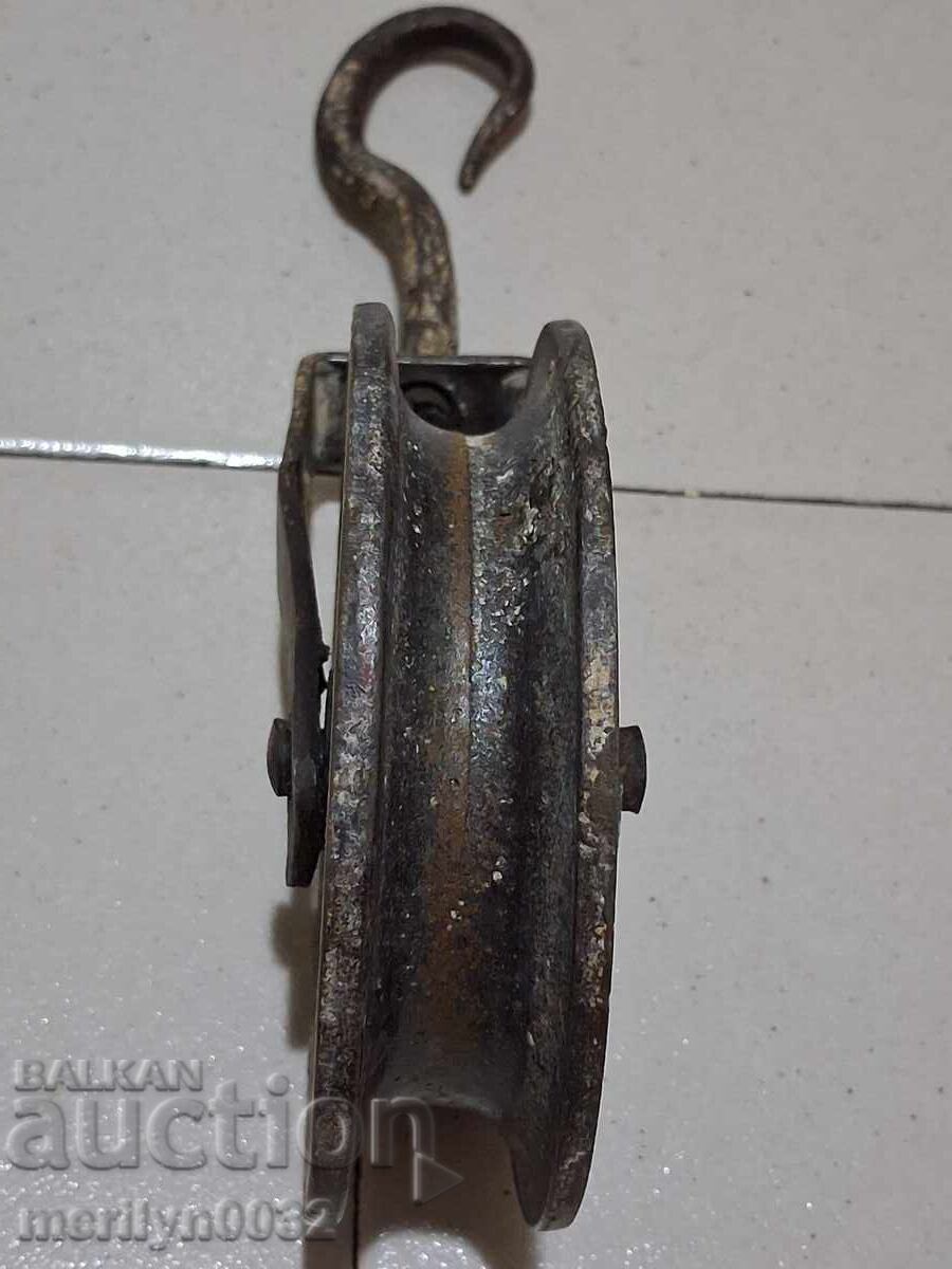 Παλιά σφυρήλατη τροχαλία πολυδέσμης σφυρήλατου σιδήρου - 7 Παλιά σφυρήλατη τροχαλία πολυδέσμης σφυρήλατου σιδήρου - 7