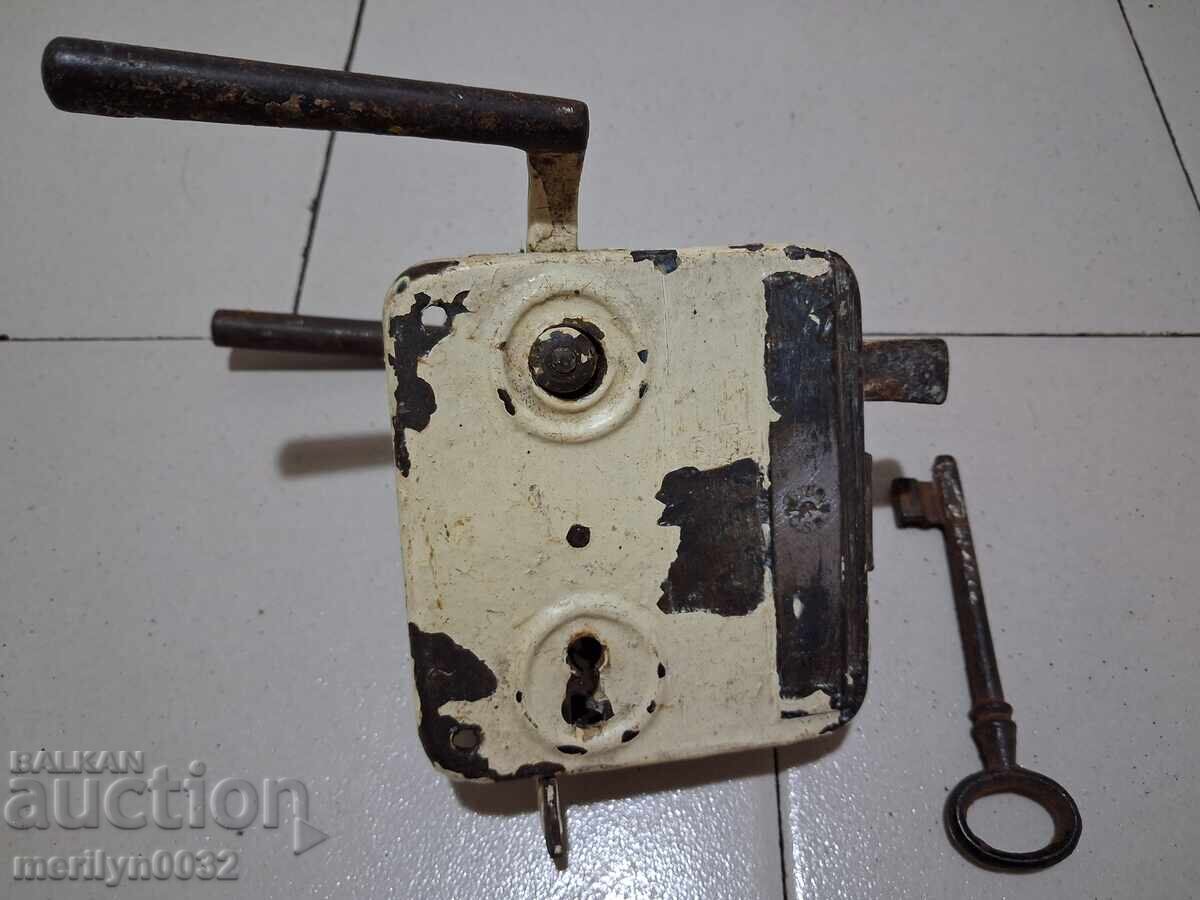 Licitație Broască veche cu cheie, zăvor, începutul secolului XX, Regatul Bulgariei