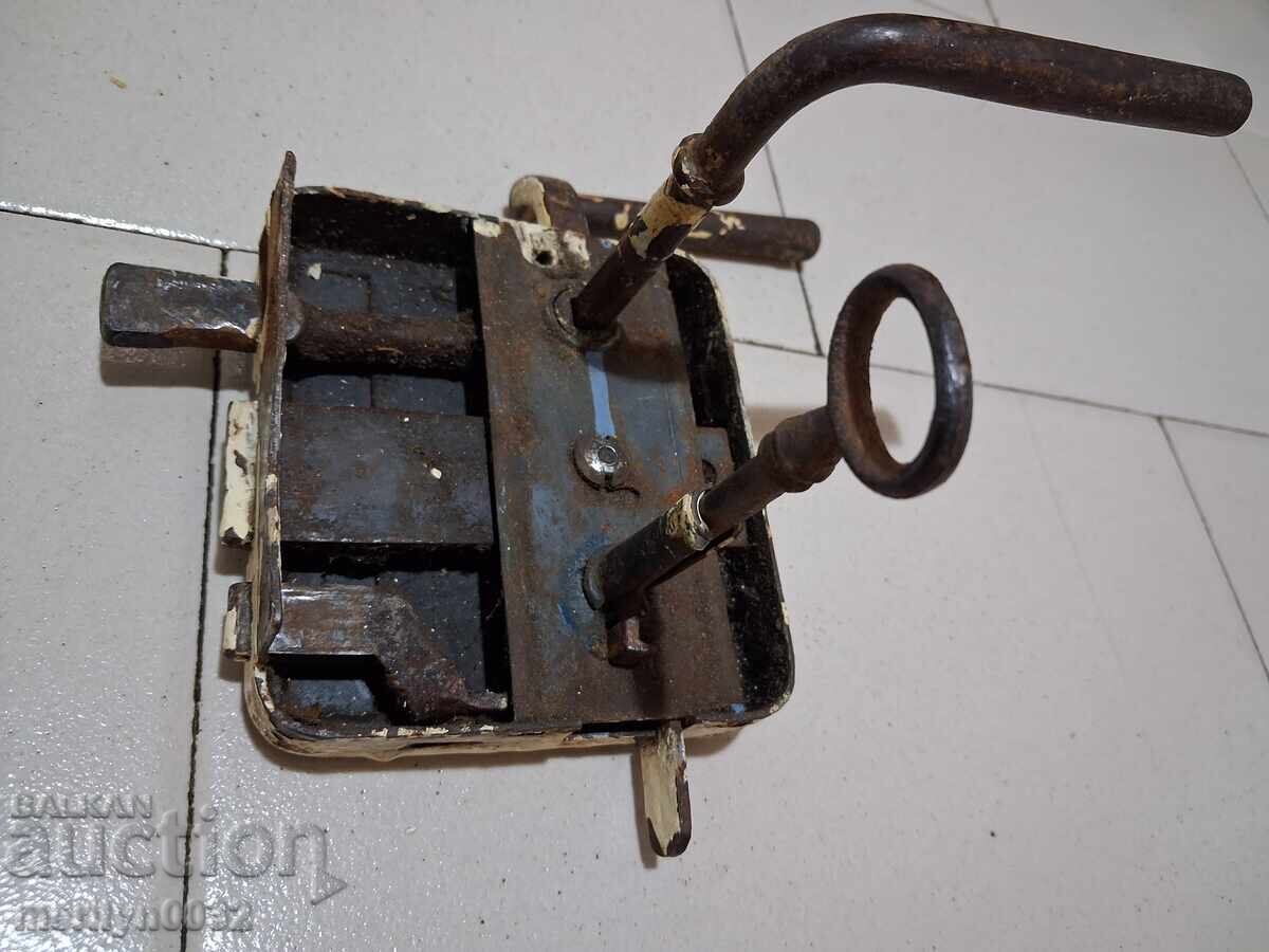 Broască veche cu cheie, zăvor, începutul secolului XX, Regatul Bulgariei - 5