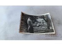 Снимка Млад мъж гол до кръста