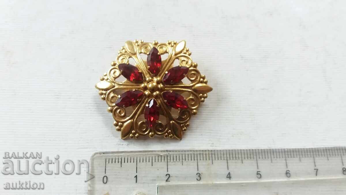 ΠΑΛΑΙΑ ΧΑΛΚΙΝΗ ΚΑΡΦΙΤΣΑ ΜΕ ΠΕΤΡΕΣ - 6