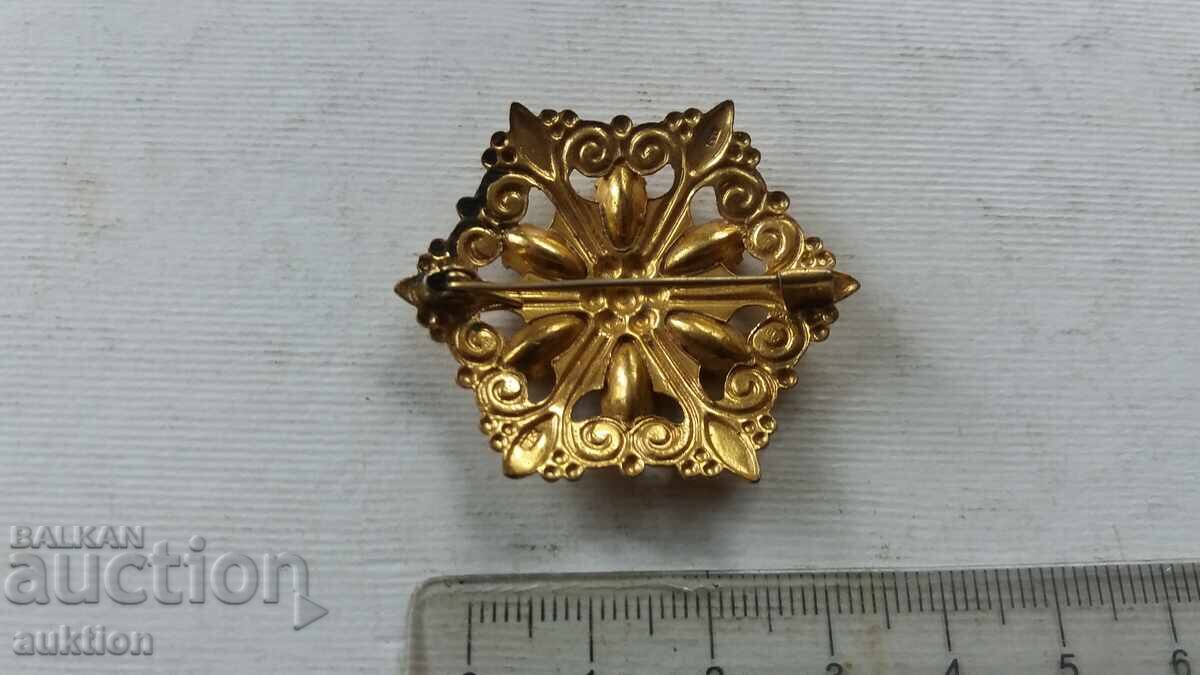 ΠΑΛΑΙΑ ΧΑΛΚΙΝΗ ΚΑΡΦΙΤΣΑ ΜΕ ΠΕΤΡΕΣ - 7