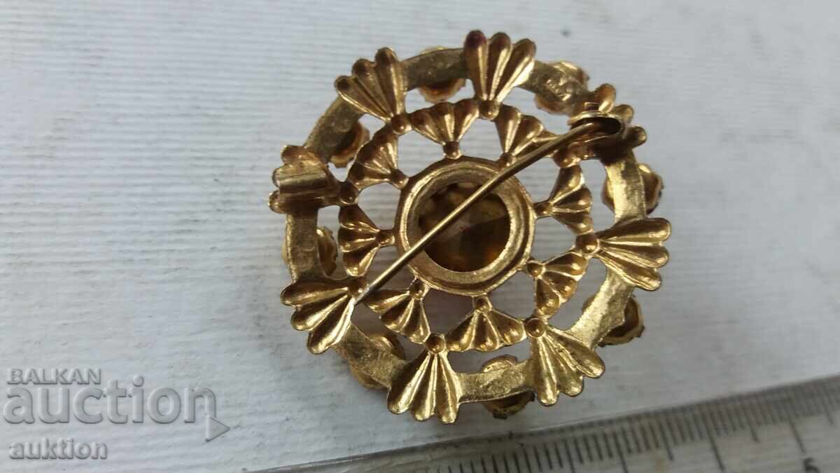 СТАРА БРОШКА С КАМЪНИ - 5