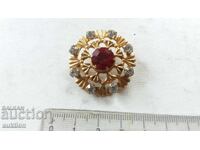 СТАРА БРОШКА С КАМЪНИ