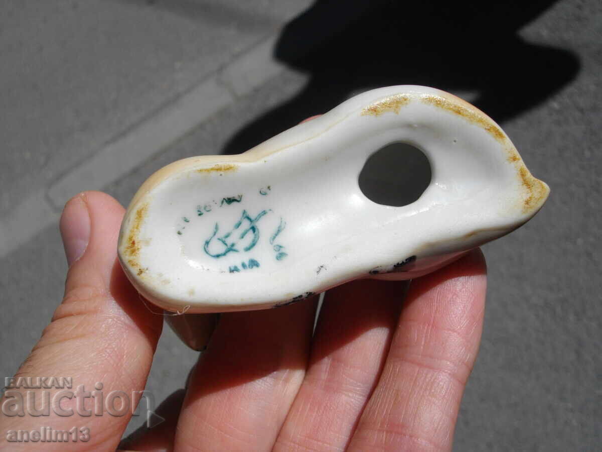 OLD BULGARIAN PORCELAIN DOE FAWN 1966 - 6
