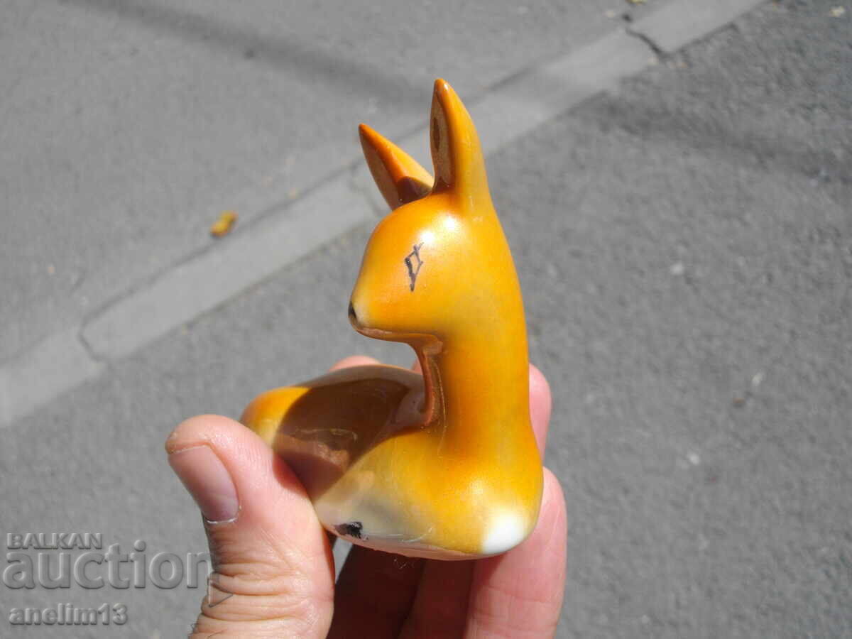 Delivery of OLD BULGARIAN PORCELAIN DOE FAWN 1966