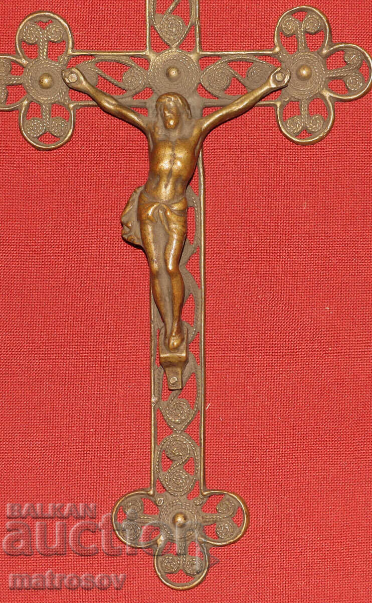 Livrarea Cruce veche din alamă, răstignire