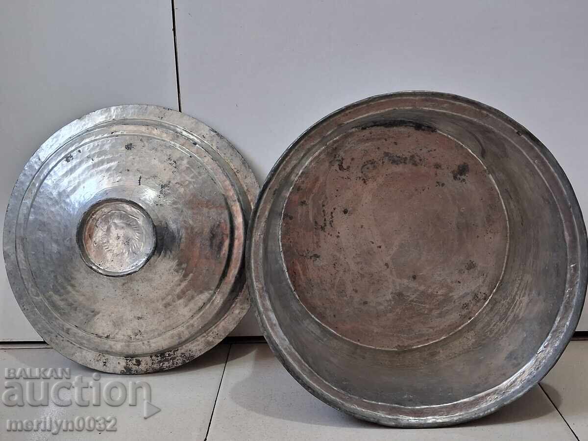 Παράδοση Χάλκινη κατσαρόλα με καπάκι, χάλκινο σκεύος