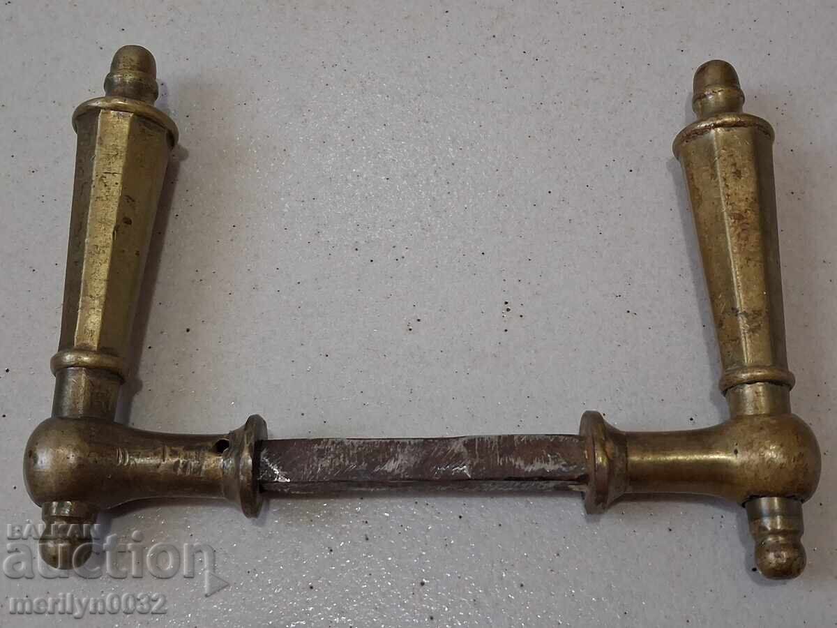 Стара брава  бронзов обков ръкохватки Царство България с цена 58.00 лв. | € 29.65