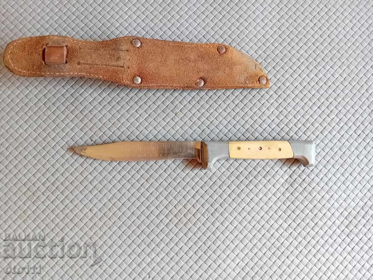 Auction  OLD KNIFE - BONE CHIRENI