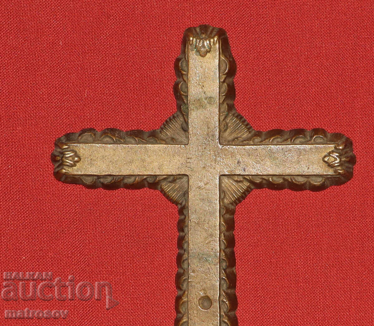 Auction  Old bronze crucifix