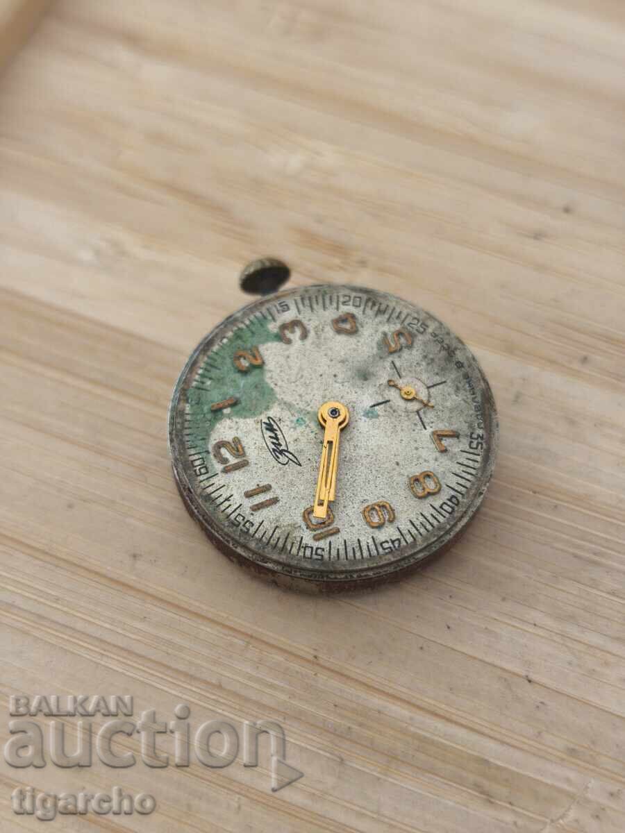 Механизъм за часовник Зим с цена 5.00 лв. | € 2.56 Механизъм за часовник Зим с цена 5.00 лв. | € 2.56