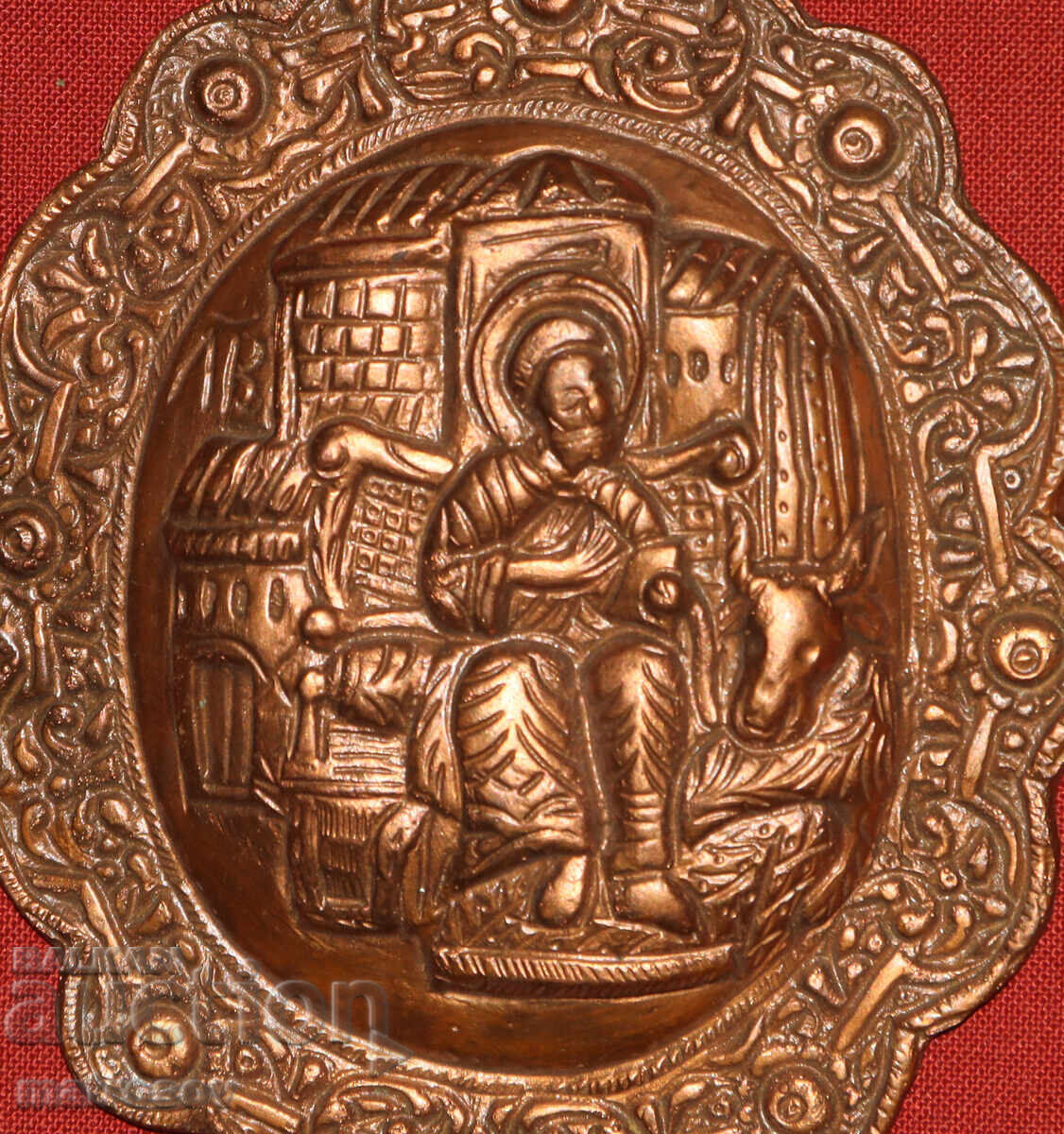 Παράδοση Μέλι ανάγλυφο, εφαρμογή θρησκευτικού θέματος