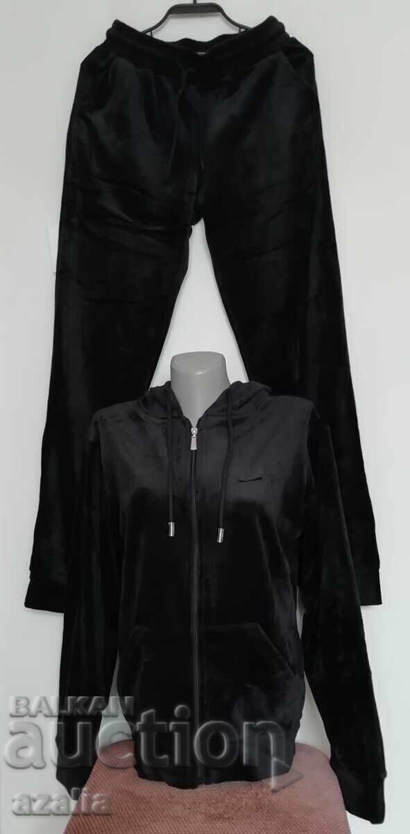 New women's tracksuit, black, with hood, 85% cotton New women's tracksuit, black, with hood, 85% cotton