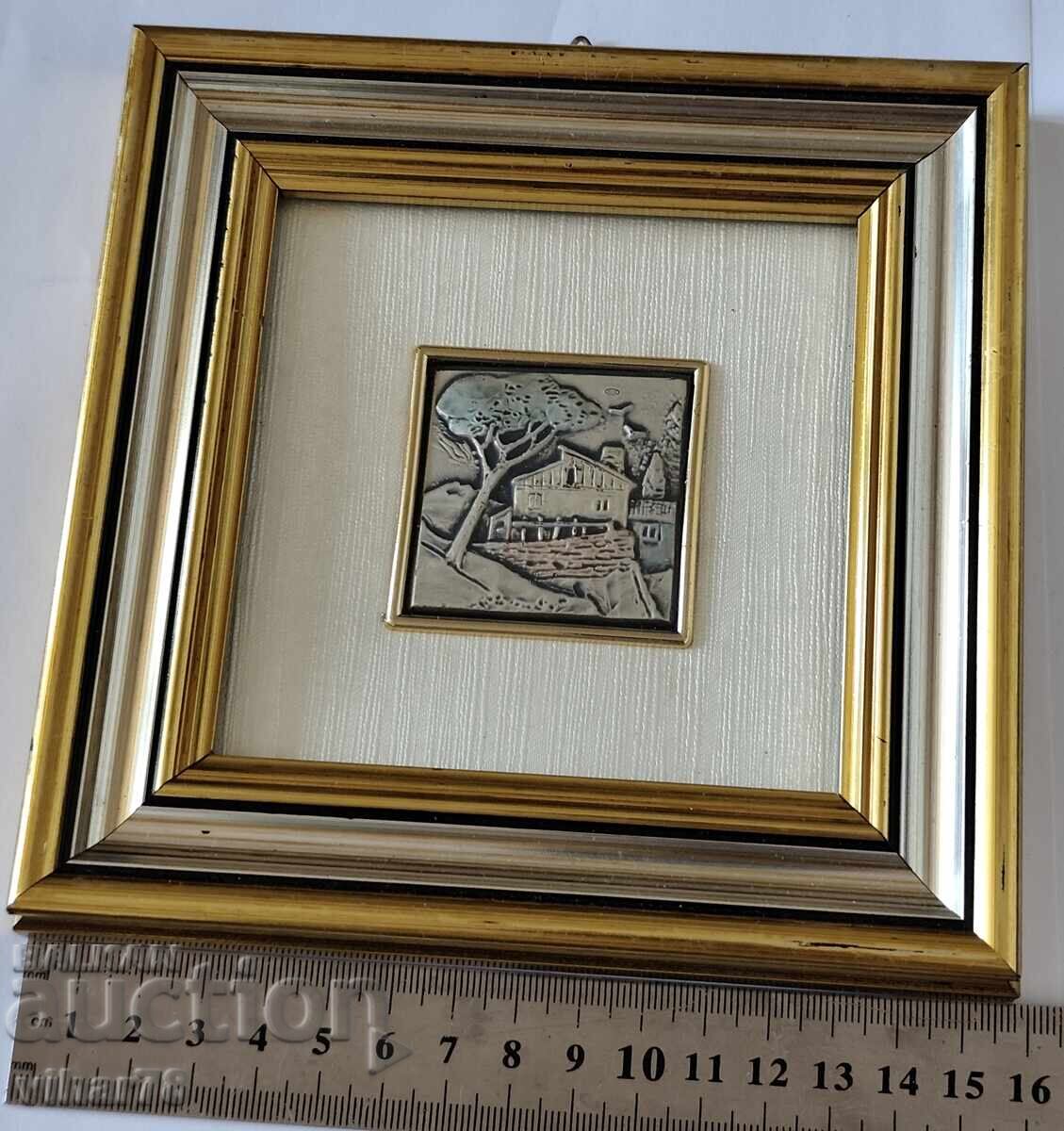 Delivery of Small picture with a silver plaque