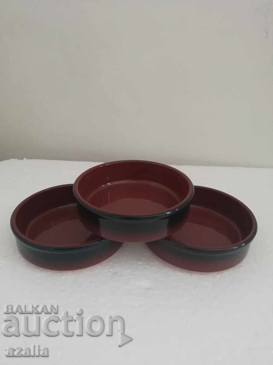 Auction 6 ceramic dessert bowls/molds Auction 6 ceramic dessert bowls/molds