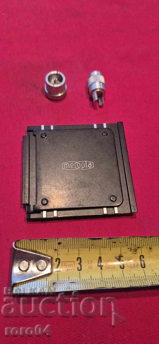 Delivery of PHOTO ACCESSORY - MEOPTA