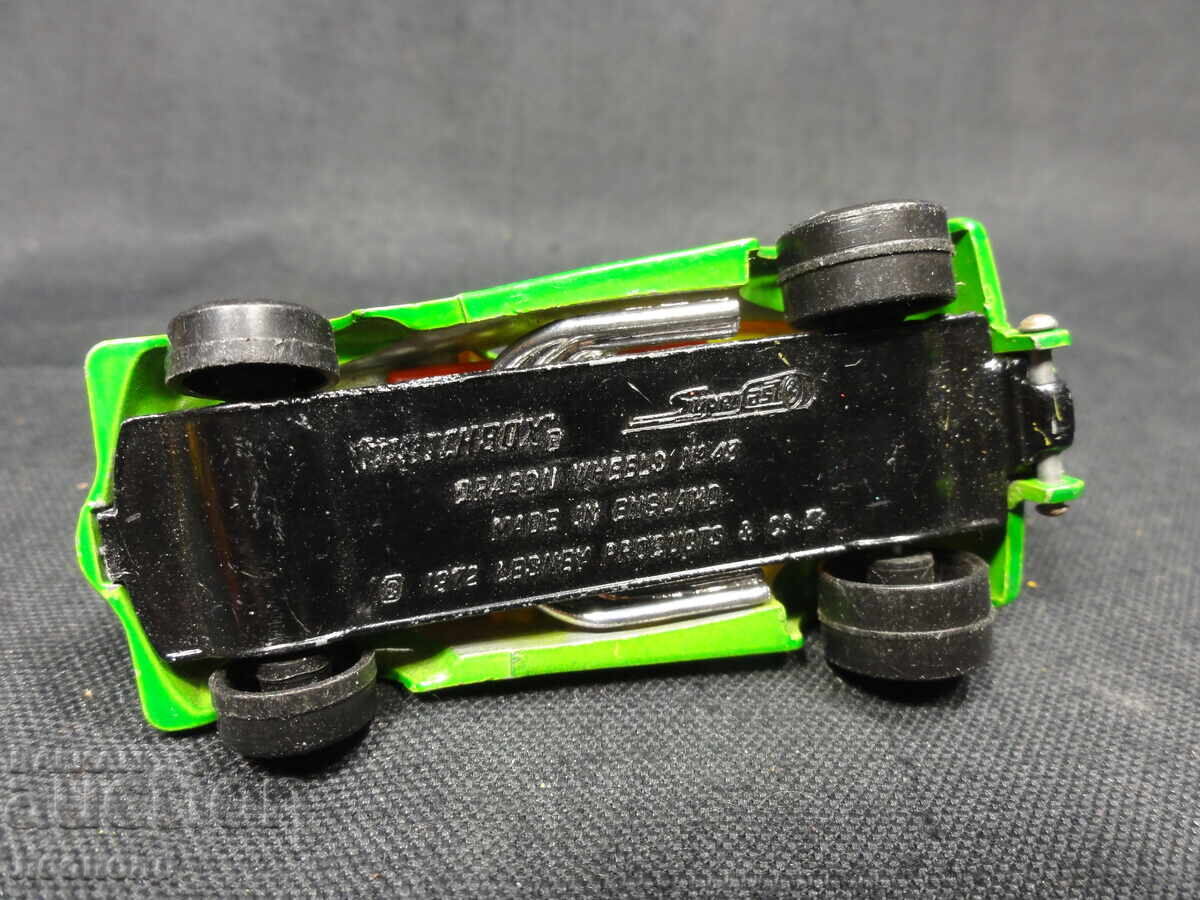OLD RETRO METAL MATCHBOX ENGLAND DRAGON WHEELS CAR - 6
