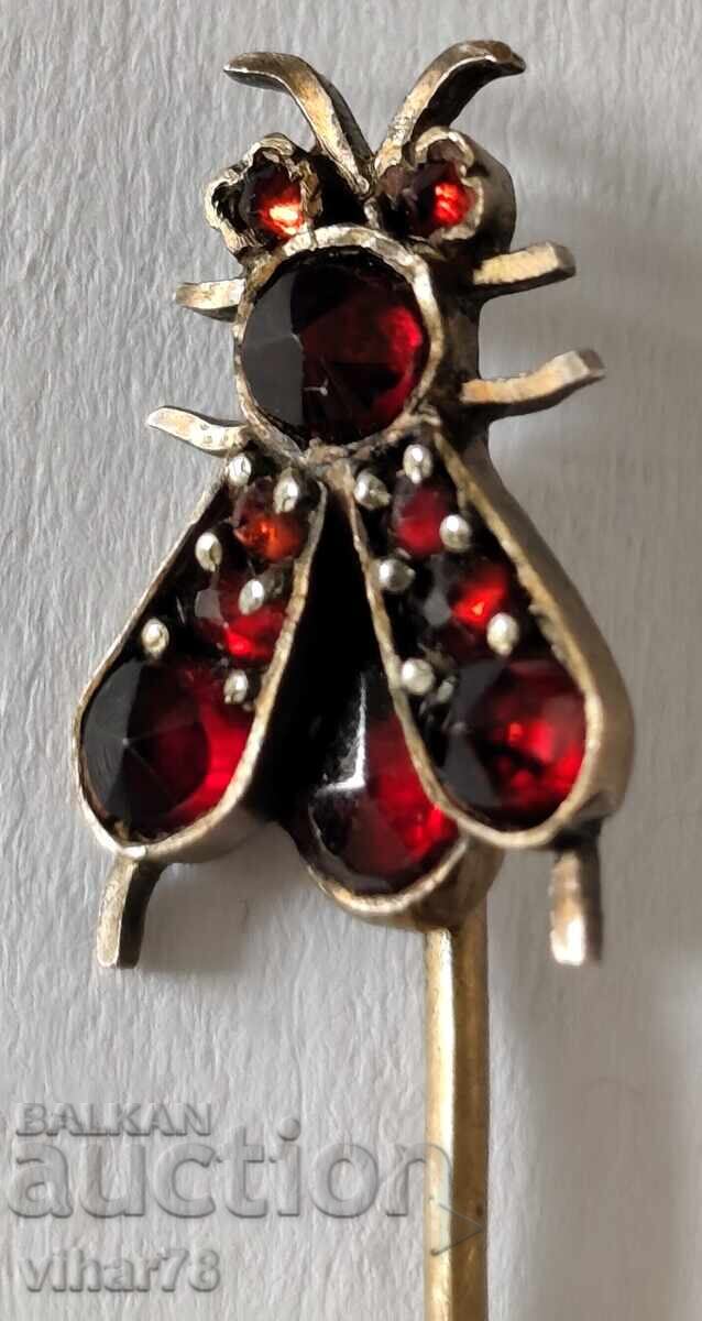 Аукцион Стара колекционерска игла с гранати