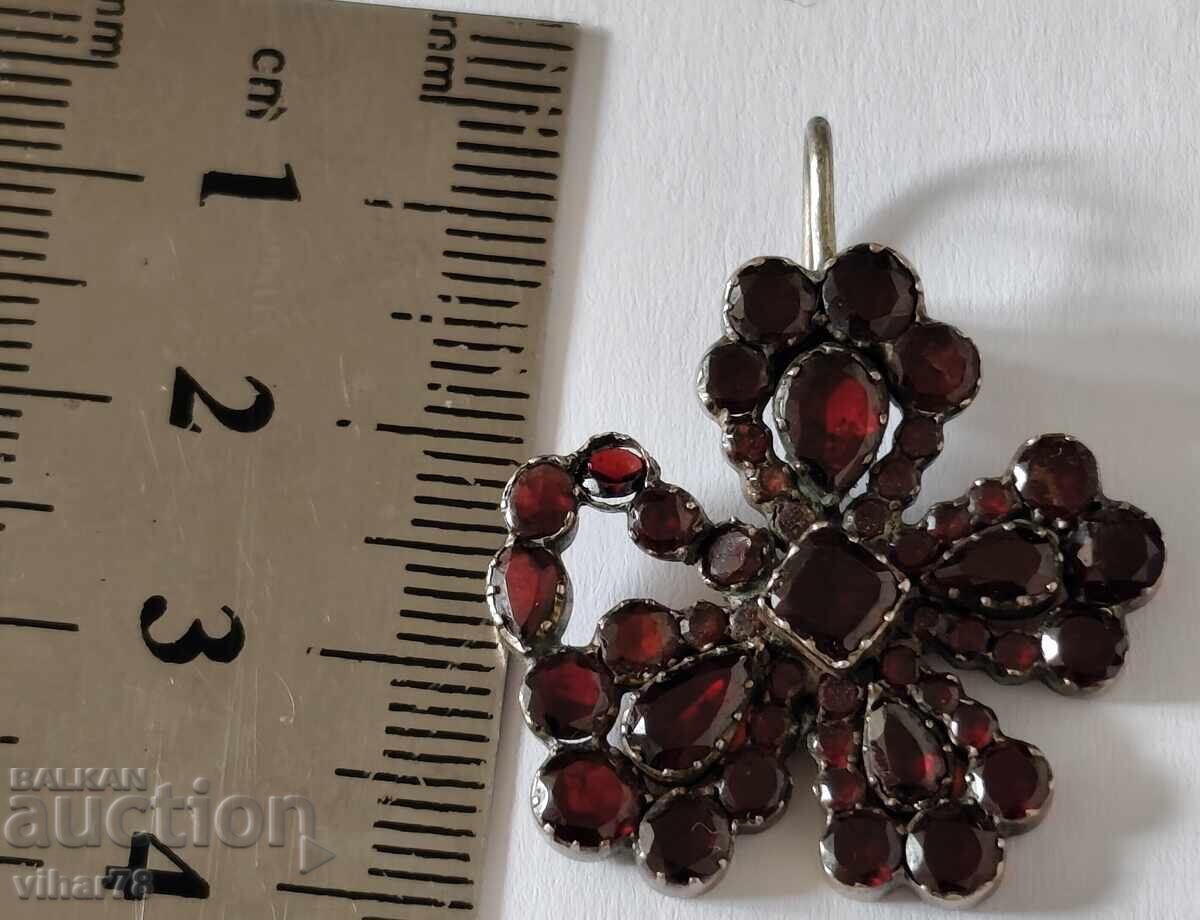 Old pendant with garnet with price € 69.53 | 135.99 BGN