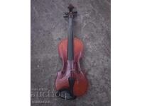 An old violin