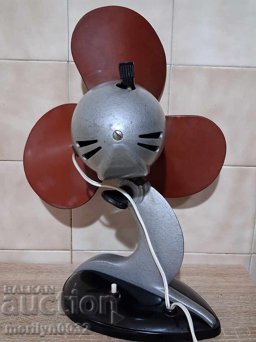 Παράδοση Σταθερός επιτραπέζιος ανεμιστήρας, ΕΣΣΔ 1967 έτος ΛΕΙΤΟΥΡΓΕΙ