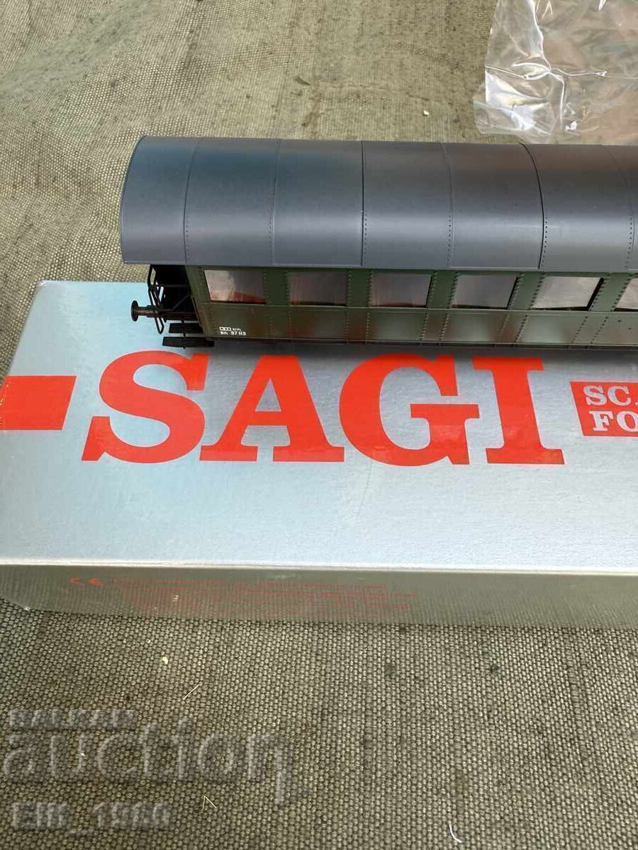 Vagon SAGI Italy cu preț € 35.00 | 68.45 BGN Vagon SAGI Italy cu preț € 35.00 | 68.45 BGN